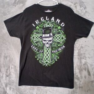 St Patrick Day Luck of the Irish T-Shirt Size L Skull Cross Crewneck Ireland
